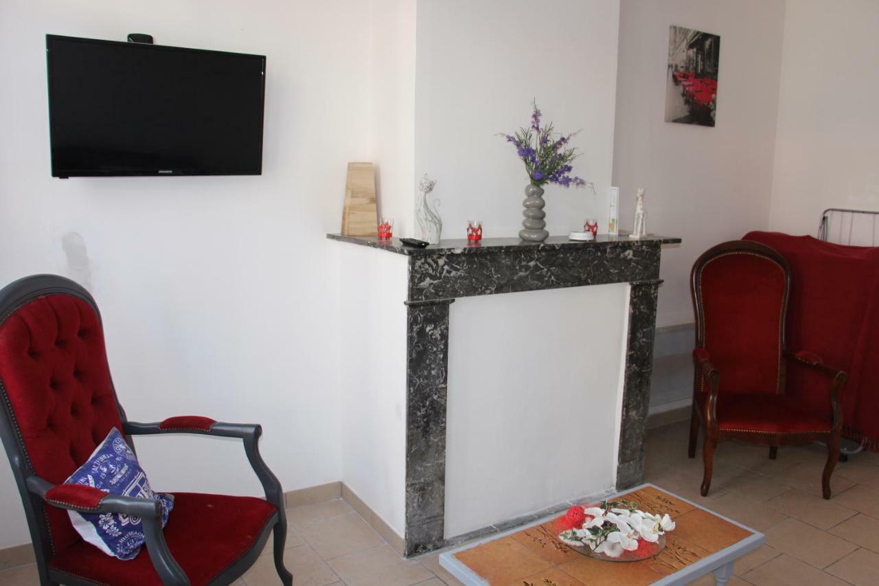 Apparts St Sepulcre Saint-Omer  Zewnętrze zdjęcie